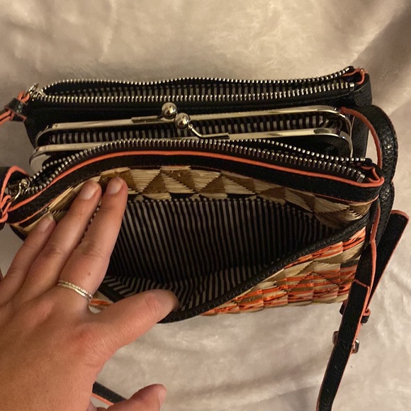 Nine West Art Deco Geometric Pattern crossbody bag - Picture 4 of 4